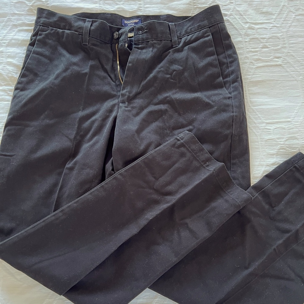 Dockers Relaxed Fit Flat Front Black Khaki Pants